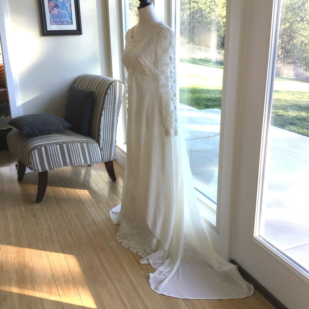 VTG Italian‎ Wedding Dress XS Princess Ivory Babydoll Long Sleeve Lace Romantic - Picture 4 of 11